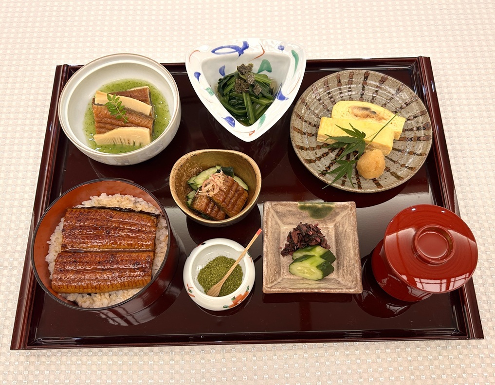■鰻づくしのびすとろ御膳　 　7,700円(消費税込)
