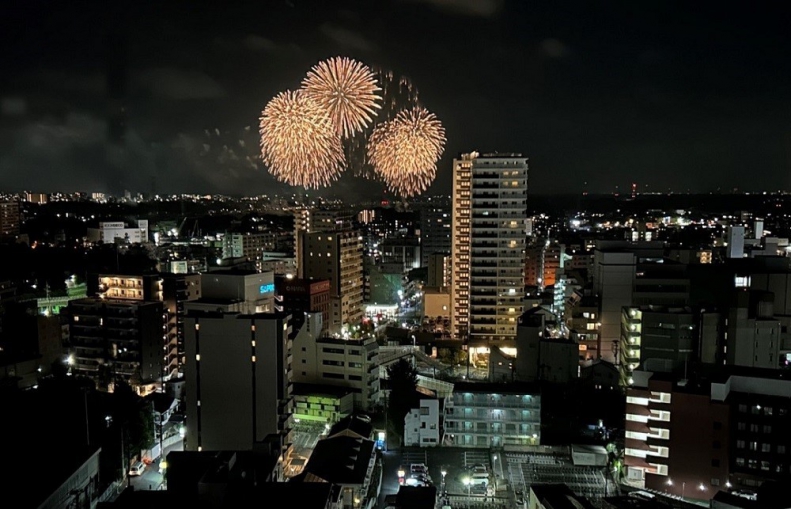 写真は昨年の手賀沼花火大会