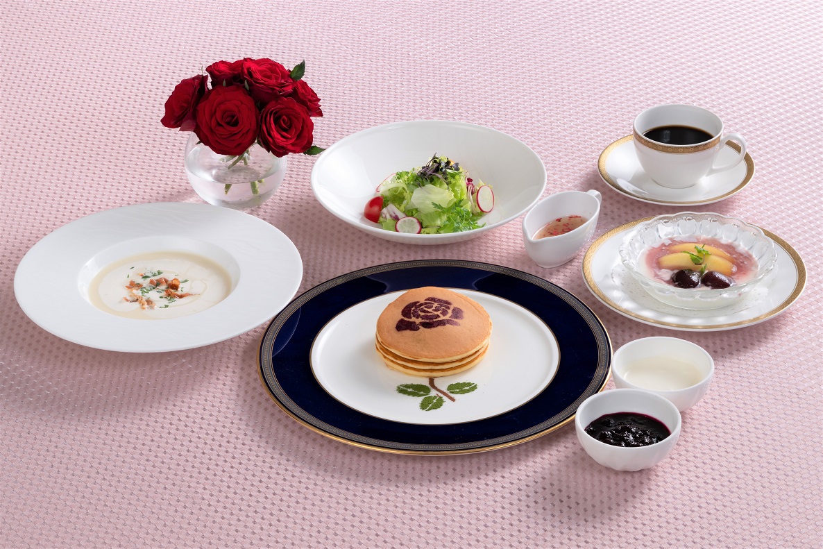 ベルサイユのばら パンケーキ朝食