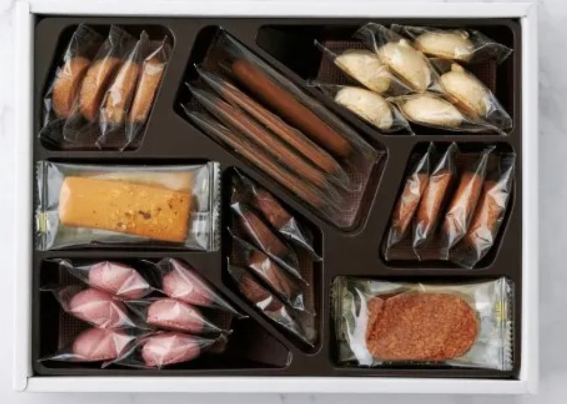 【クッキー詰め合わせ】8種  35個入り 3,240円