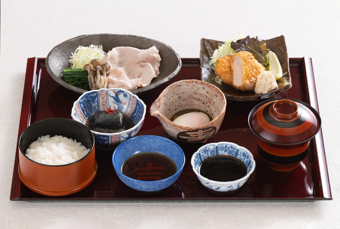 ■四万十ポーク二種の御膳　2,970円